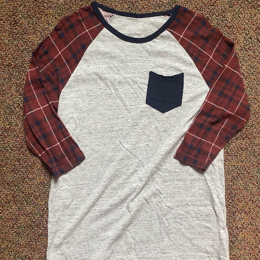 Aeropostale: Men’s medium 3/4 sleeve shirt